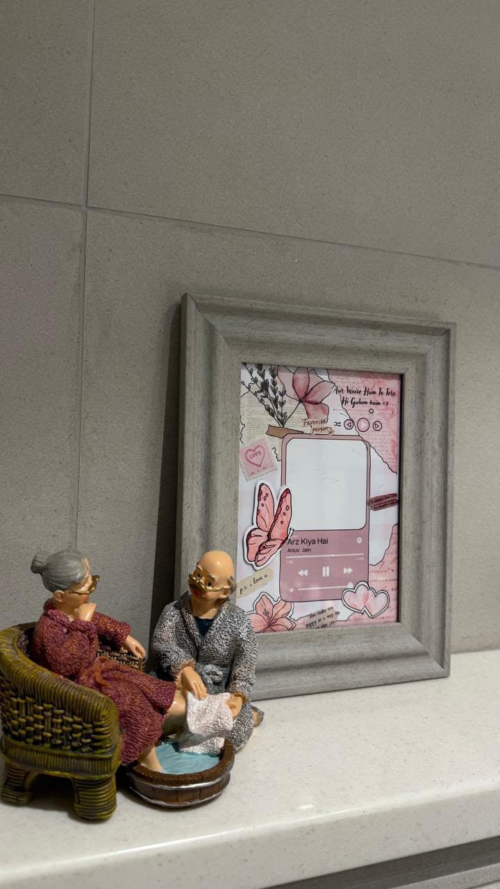 Couple frame Customized picture Sculpture