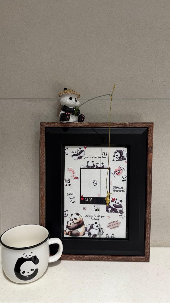 Panda theme customized photo frame and mini sculpture