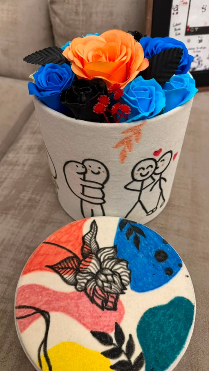 Doodle flower box